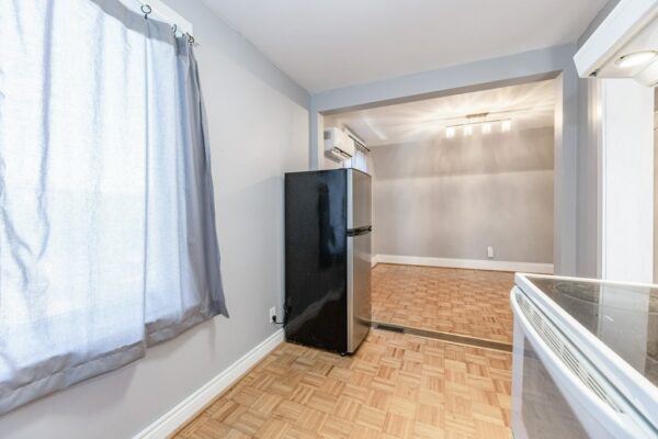 008-177 Weber Street East, Kitchener, ON-18_m