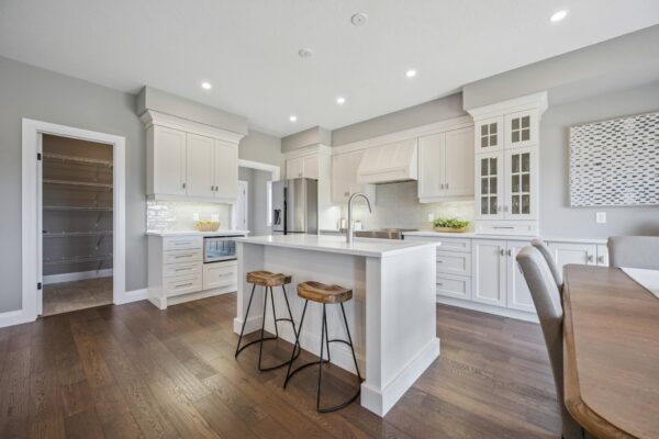 13-Snyder Ave N 013