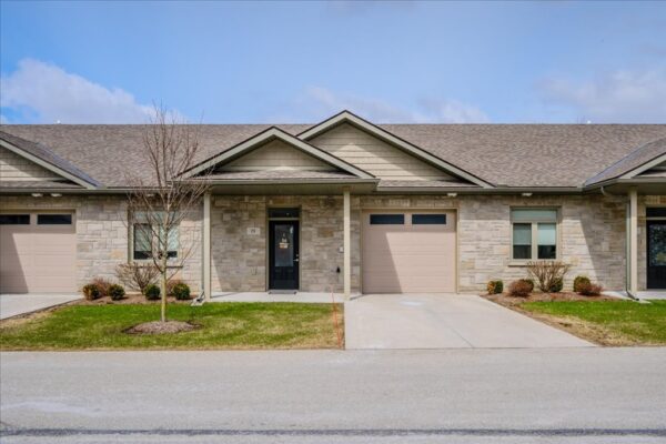 01-375 Mitchell Rd S 19 (1 of 44)