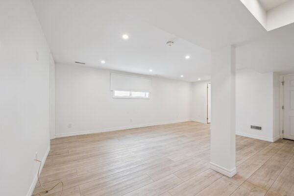 29-Kingswood Dr 029