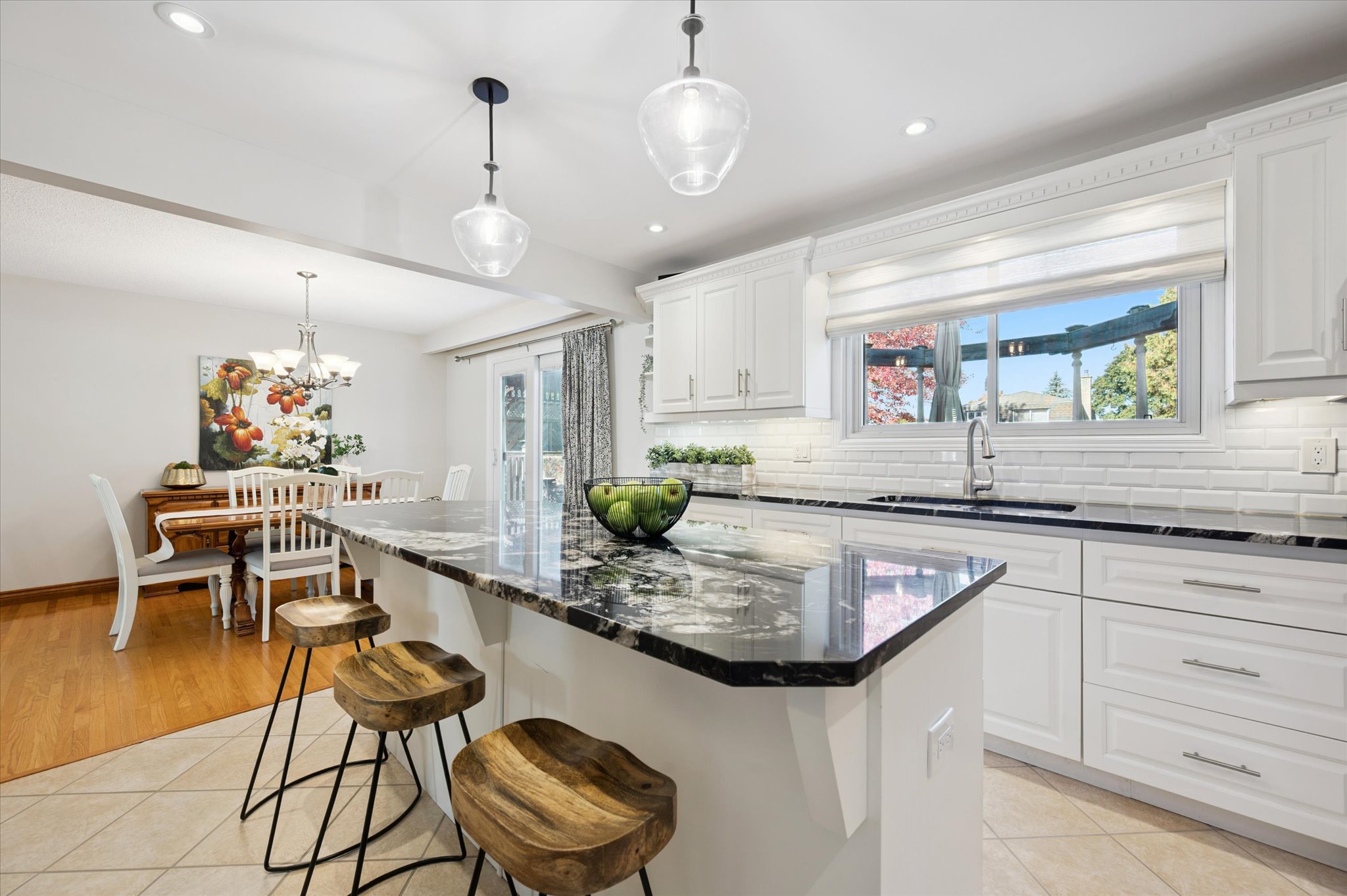 14-Forestwood Dr 014