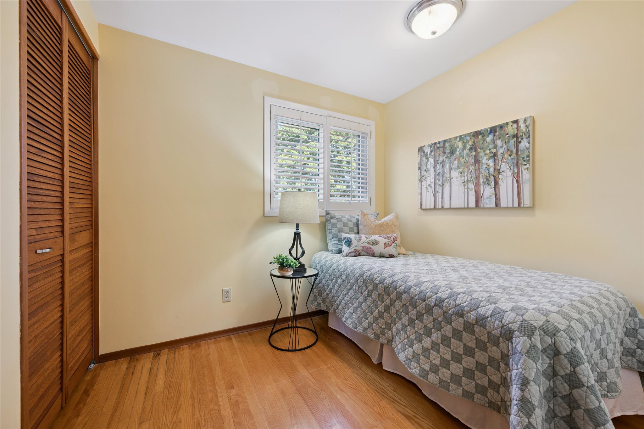 21-Forestwood Dr 021